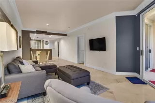 Photo #4: 2189854 Listing 