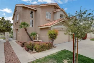 Photo #3: 2189928 Listing