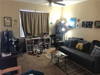 Photo #4: 2190022 Listing