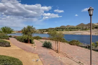 Photo #4: 2190040 Listing 