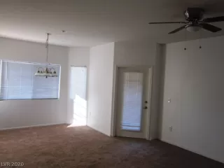 Photo #5: 2190130 Listing