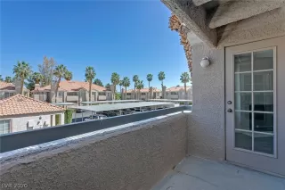 Photo #3: 2190157 Listing 