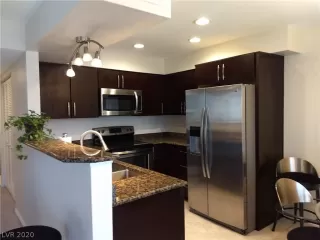 Photo #2: 2190188 Listing