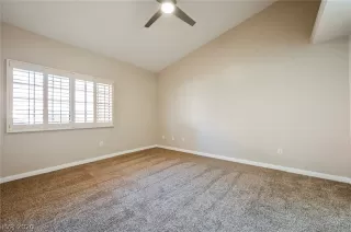 Photo #4: 2190281 Listing