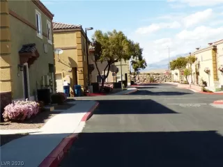 Photo #3: 2190319 Listing 