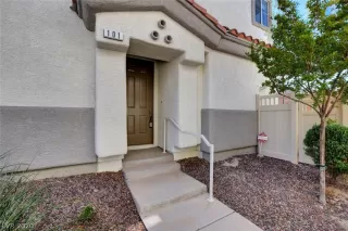 Photo #2: 2190601 Listing