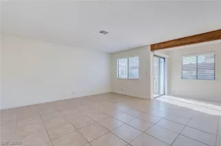 Photo #1: 2190612 Listing