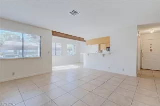 Photo #2: 2190612 Listing