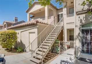 Photo #2: 2190670 Listing