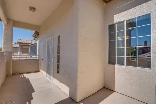 Photo #4: 2190670 Listing