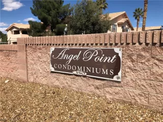 Photo #3: 2190683 Listing