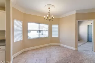Photo #4: 2190812 Listing