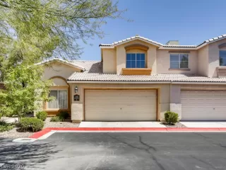 Photo #1: 2190857 Listing