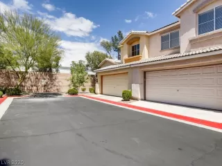 Photo #2: 2190857 Listing