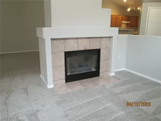 Photo #6: 2190858 Listing 