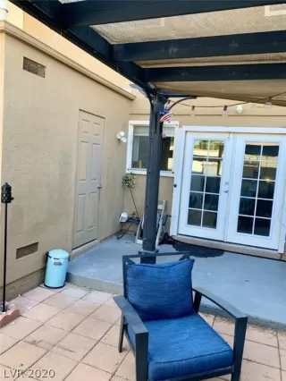 Photo #2: 2190909 Listing