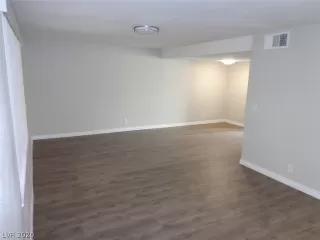 Photo #3: 2191000 Listing