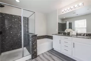 Photo #6: 2191054 Listing