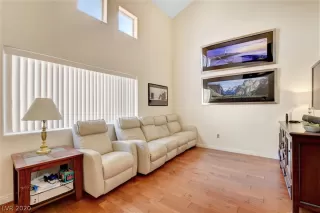 Photo #5: 2191085 Listing