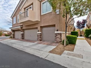 Photo #1: 2191092 Listing