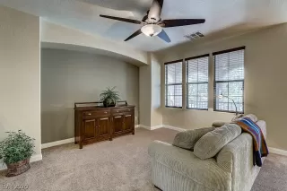 Photo #2: 2191176 Listing