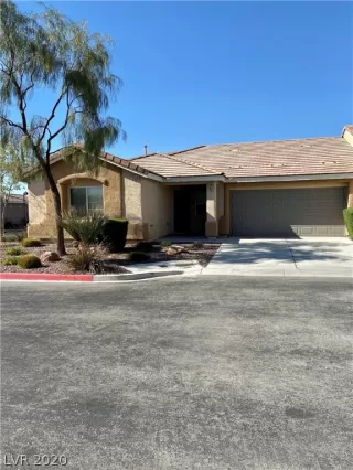 Photo #1: 2191197 Listing