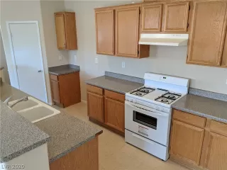 Photo #6: 2191203 Listing 