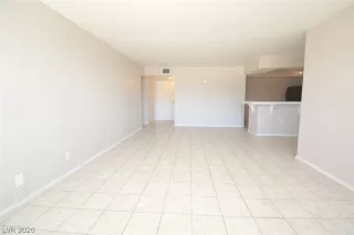 Photo #5: 2191307 Listing 