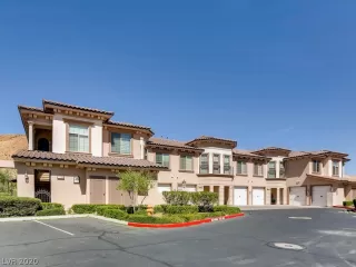 Photo #1: 2191364 Listing