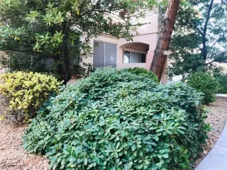 Photo #4: 2191384 Listing