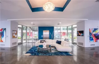 Photo #1: 2191397 Listing