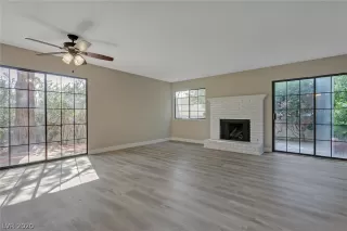 Photo #3: 2191405 Listing 