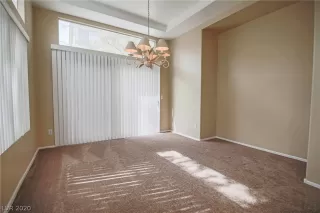 Photo #4: 2191425 Listing