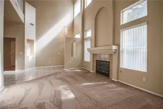 Photo #5: 2191425 Listing