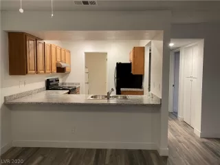 Photo #2: 2191434 Listing 