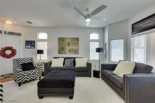 Photo #2: 2191448 Listing