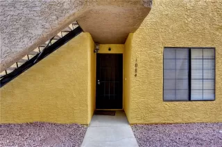 Photo #4: 2191495 Listing