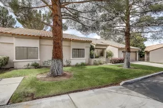 Photo #2: 2191558 Listing