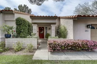 Photo #3: 2191558 Listing