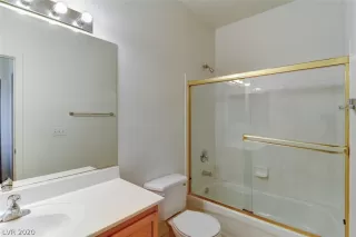 Photo #5: 2191582 Listing 