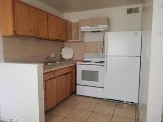 Photo #1: 2191636 Listing 