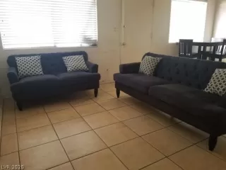 Photo #4: 2191636 Listing 