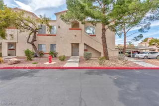 Photo #2: 2191637 Listing