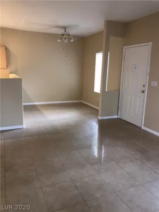 Photo #2: 2191685 Listing