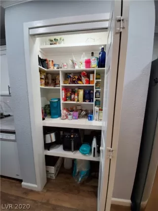 Photo #1: 2191716 Listing