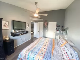 Photo #2: 2191716 Listing