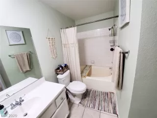 Photo #5: 2191716 Listing