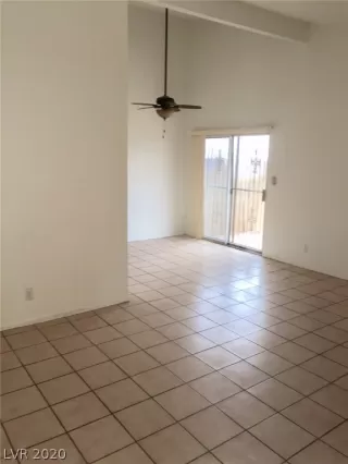 Photo #6: 2191744 Listing