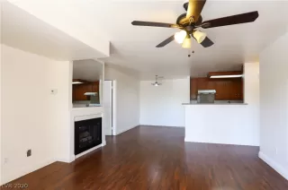 Photo #4: 2191770 Listing