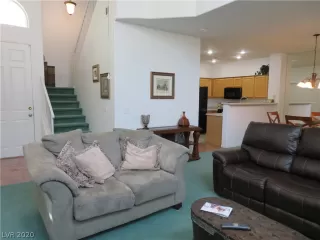 Photo #3: 2191797 Listing 